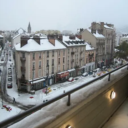 Le Balcon De L'aigle *