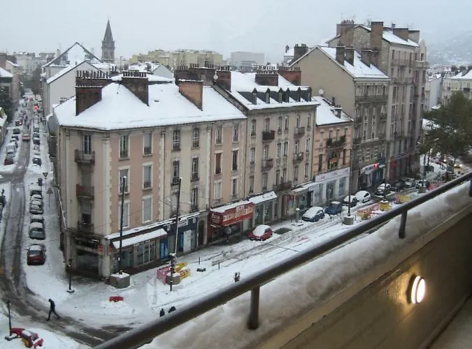 Le Balcon De L'aigle *